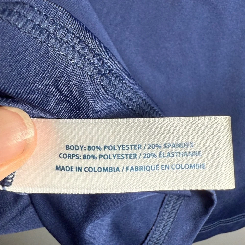 Vineyard Vines Performance Navy Rash Guard LS Poly Blend Whale Logo kidSz L (14) - Picture 7 of 8